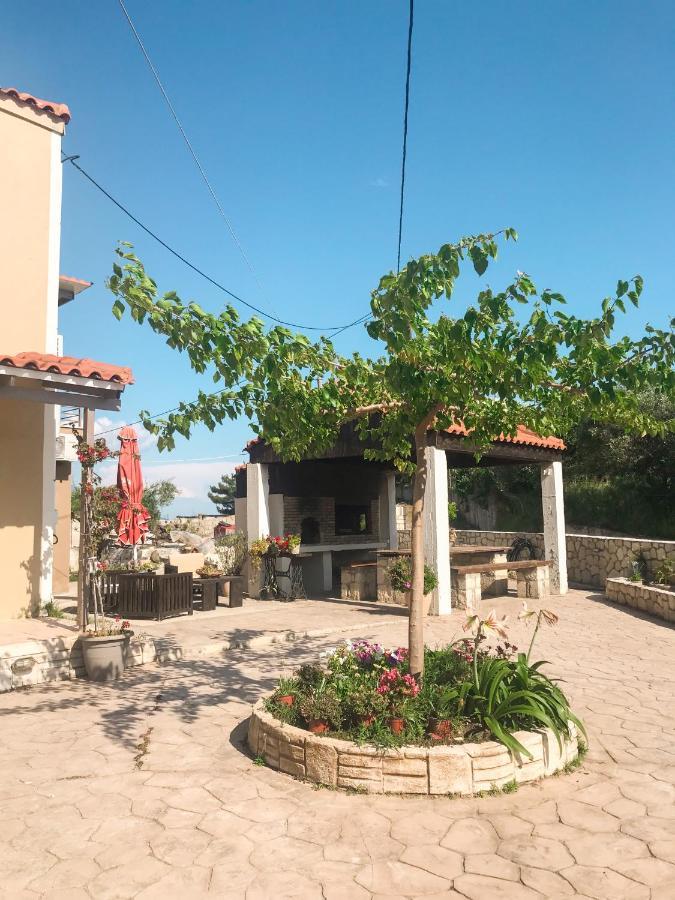 Villeta Nikol “Νηνεμία” Lixouri Exterior foto
